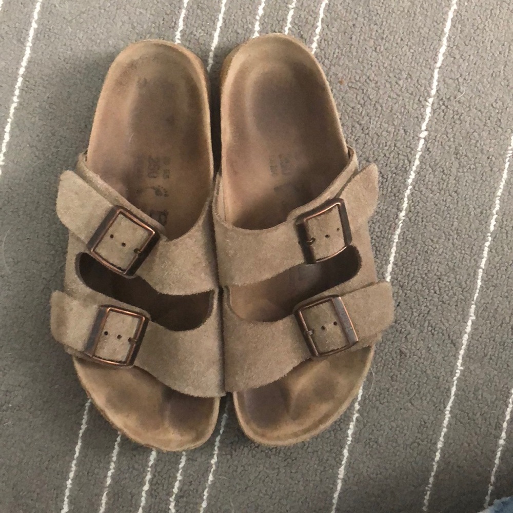 Birkenstock Arizona slides
